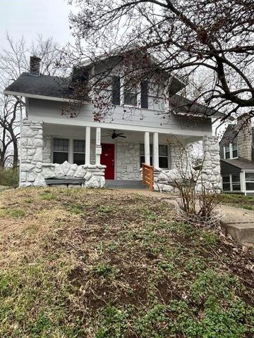 9321 E 15th Street, Independence, MO 64052