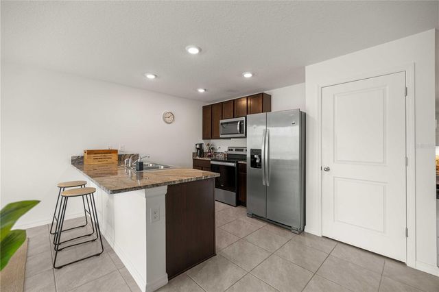 457 W FAIRWAYS VIEW DRIVE, Beverly Hills, FL 34465