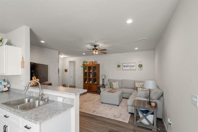 1316 Dustin Drive, Edmond, OK 73003