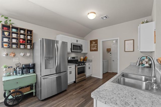 1316 Dustin Drive, Edmond, OK 73003