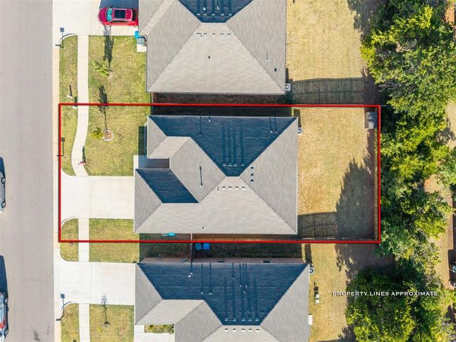 1316 Dustin Drive, Edmond, OK 73003