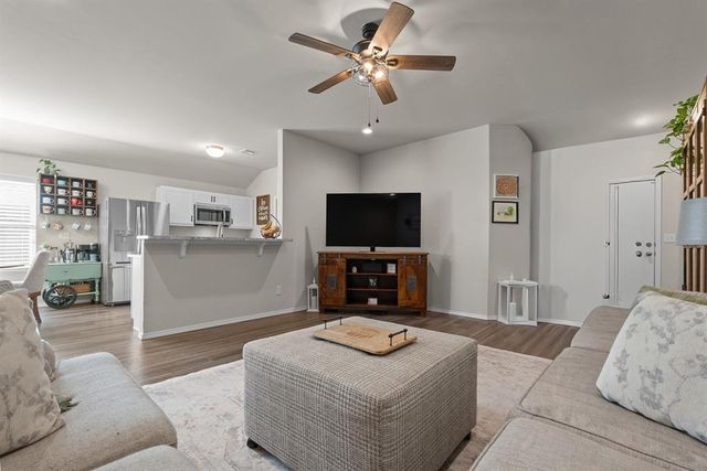 1316 Dustin Drive, Edmond, OK 73003