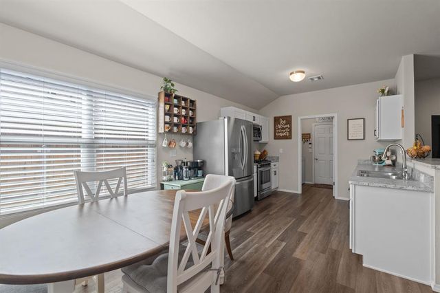 1316 Dustin Drive, Edmond, OK 73003