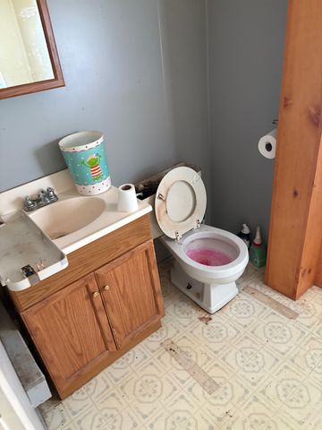 810 Broadway Avenue, Owosso, MI 48867