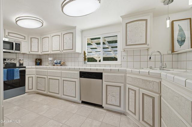 615 Brentwood Drive, Tehachapi, CA 93561