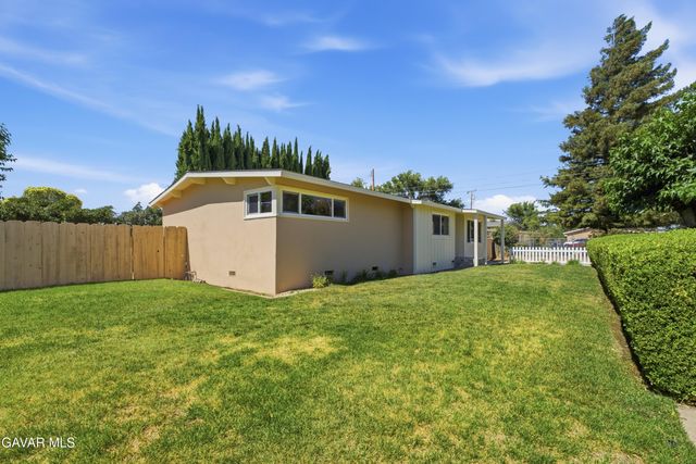 615 Brentwood Drive, Tehachapi, CA 93561