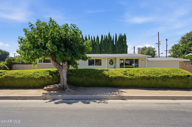 615 Brentwood Drive, Tehachapi, CA 93561