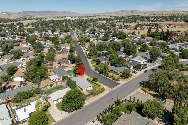 615 Brentwood Drive, Tehachapi, CA 93561