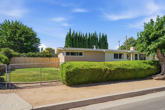 615 Brentwood Drive, Tehachapi, CA 93561