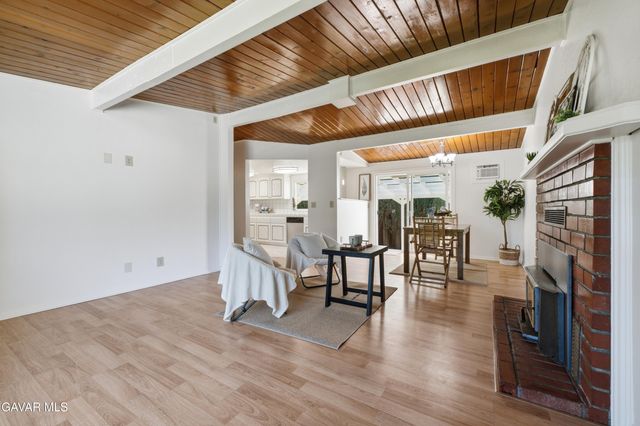 615 Brentwood Drive, Tehachapi, CA 93561