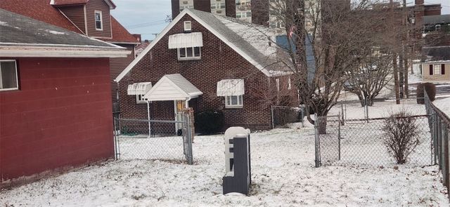 414 6th Street, Ellwood City, PA 16117