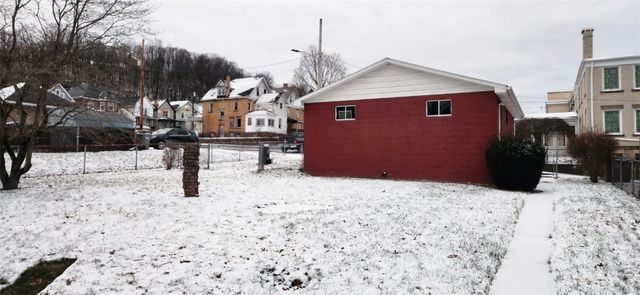 414 6th Street, Ellwood City, PA 16117