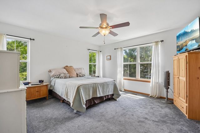 502 Heritage Court, St. Charles, IL 60175