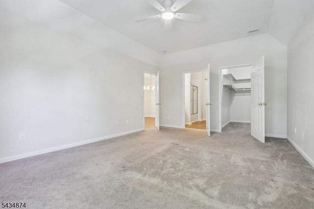 144 Barrister Dr 144, Butler Boro, NJ 07405