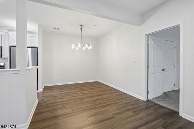 144 Barrister Dr 144, Butler Boro, NJ 07405