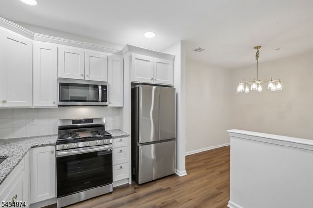 144 Barrister Dr 144, Butler Boro, NJ 07405