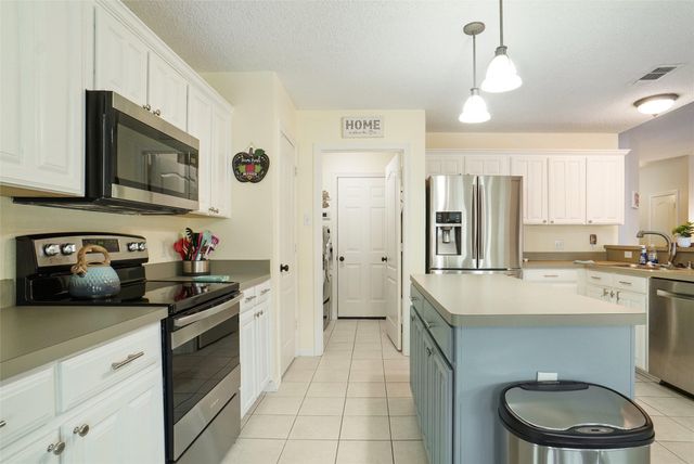 8125 Berkshire Drive, Fort Worth, TX 76137