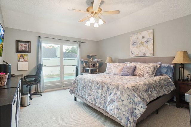 8125 Berkshire Drive, Fort Worth, TX 76137