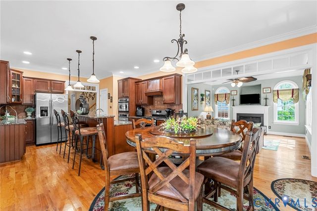 11606 Park Branch Ln, Chesterfield, VA 23838