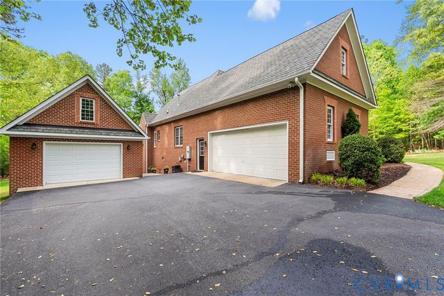 11606 Park Branch Ln, Chesterfield, VA 23838