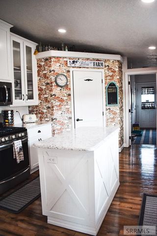 56 Country Living Lane, Salmon, ID 83467