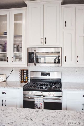 56 Country Living Lane, Salmon, ID 83467