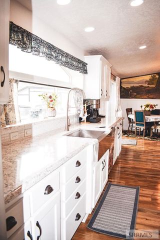 56 Country Living Lane, Salmon, ID 83467