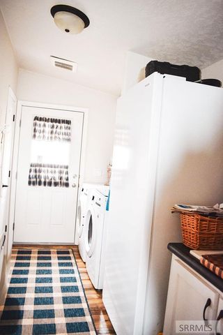 56 Country Living Lane, Salmon, ID 83467