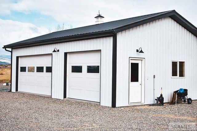 56 Country Living Lane, Salmon, ID 83467