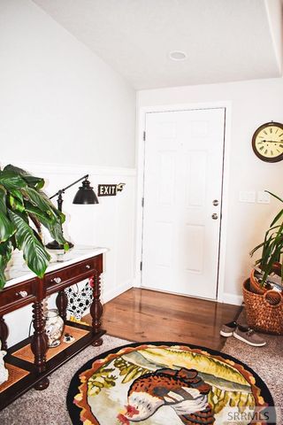 56 Country Living Lane, Salmon, ID 83467