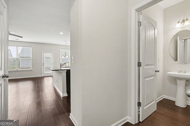 5885 Seabright Lane, Atlanta, GA 30349