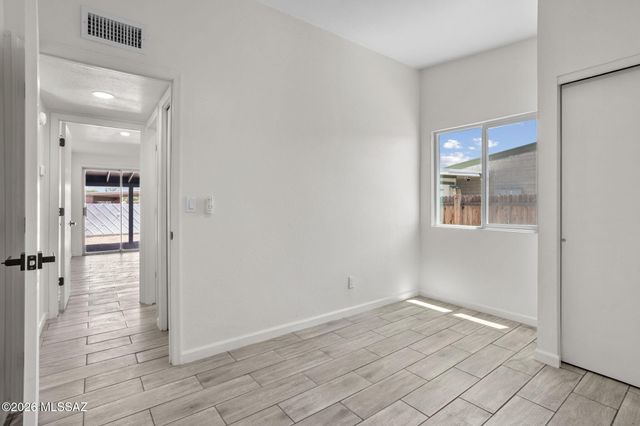 6978 N Asterion Lane, Tucson, AZ 85741