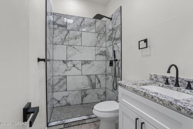 6978 N Asterion Lane, Tucson, AZ 85741