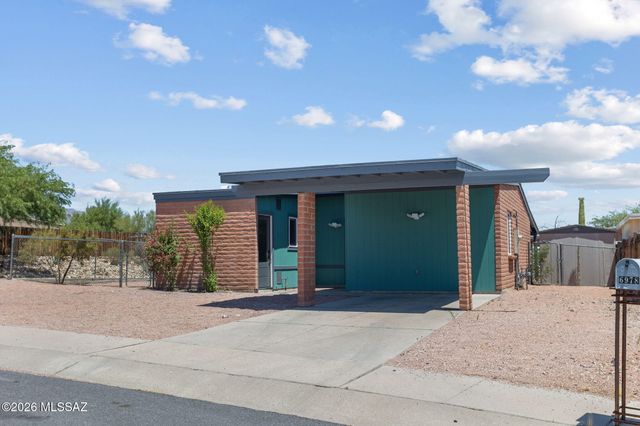6978 N Asterion Lane, Tucson, AZ 85741