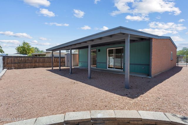 6978 N Asterion Lane, Tucson, AZ 85741