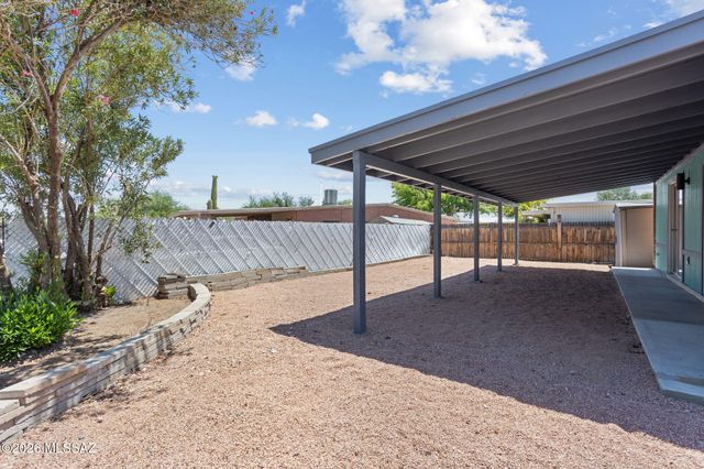6978 N Asterion Lane, Tucson, AZ 85741