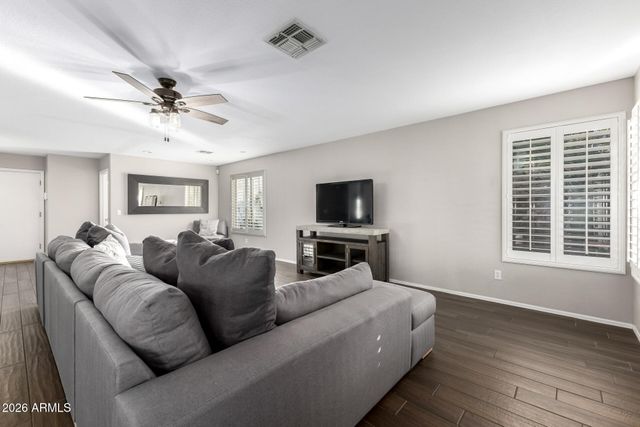 3254 E WASHINGTON Avenue, Gilbert, AZ 85234