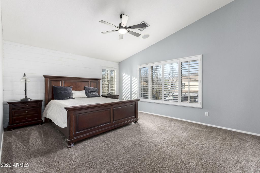 Image 10 of property listing at 3254 E WASHINGTON Avenue, Gilbert, AZ 85234