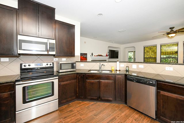 2711 Zurich, San Antonio, TX 78230