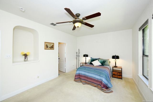 2711 Zurich, San Antonio, TX 78230