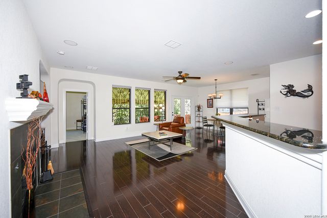 2711 Zurich, San Antonio, TX 78230