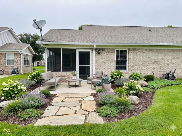 7647 Sea Crest Way N, Noblesville, IN 46062