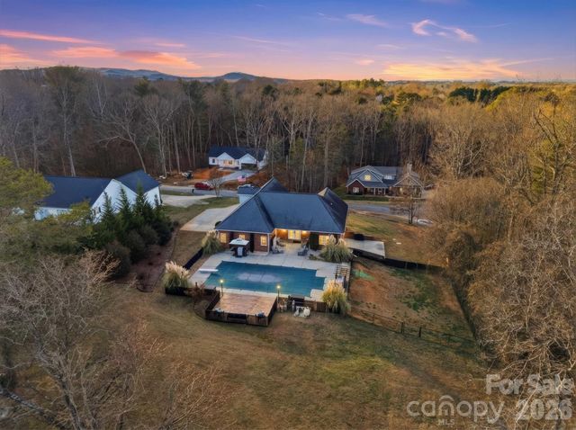 2555 Knox Landing Road, Connelly Springs, NC 28612