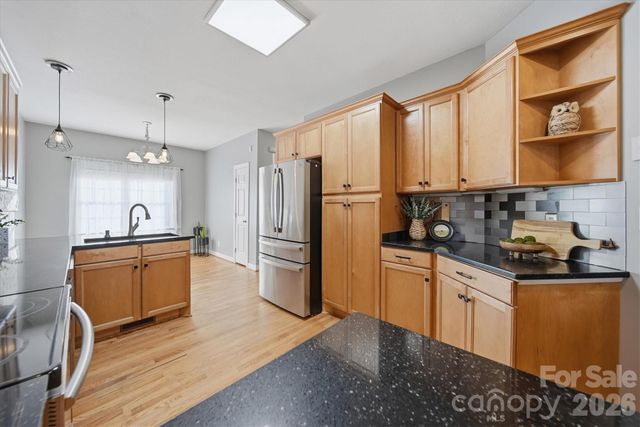 2555 Knox Landing Road, Connelly Springs, NC 28612