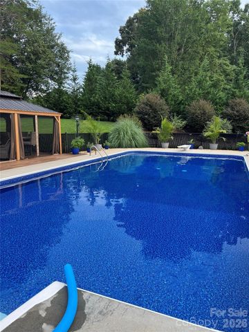 2555 Knox Landing Road, Connelly Springs, NC 28612