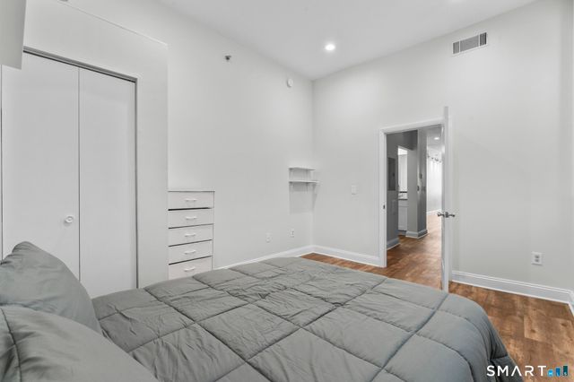 196 Crown Street 209, New Haven, CT 06510