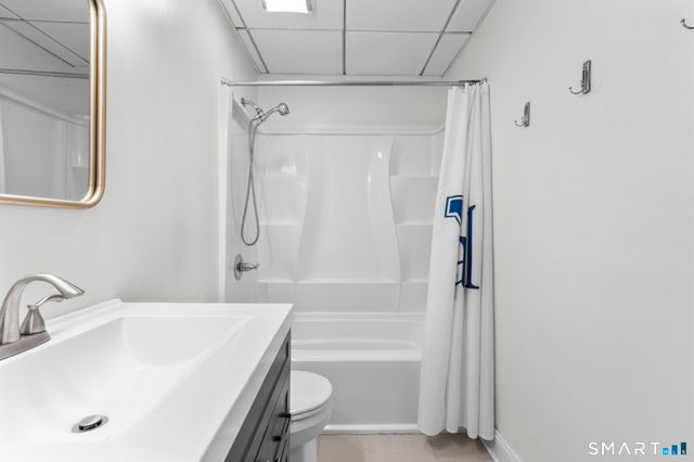 196 Crown Street 209, New Haven, CT 06510