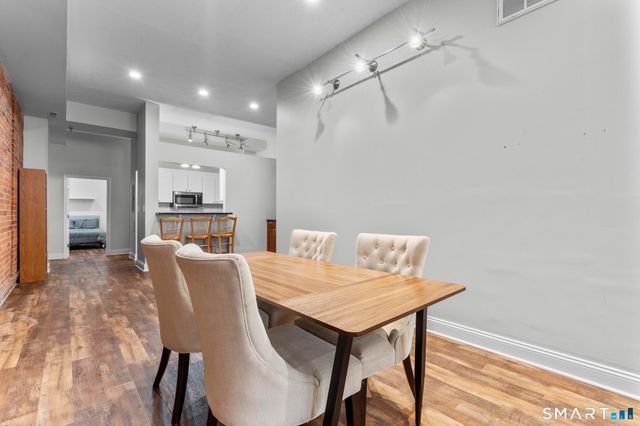 196 Crown Street 209, New Haven, CT 06510