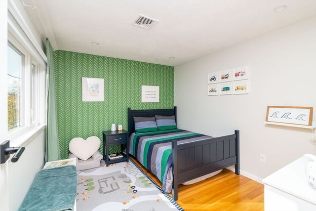 255 Elm St, Marshfield, MA 02050