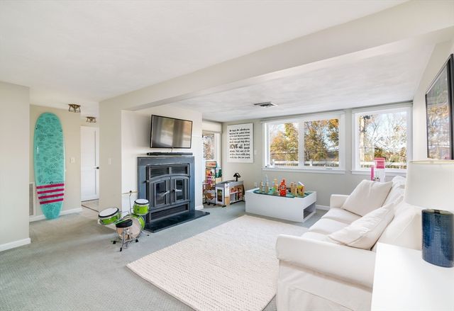 255 Elm St, Marshfield, MA 02050